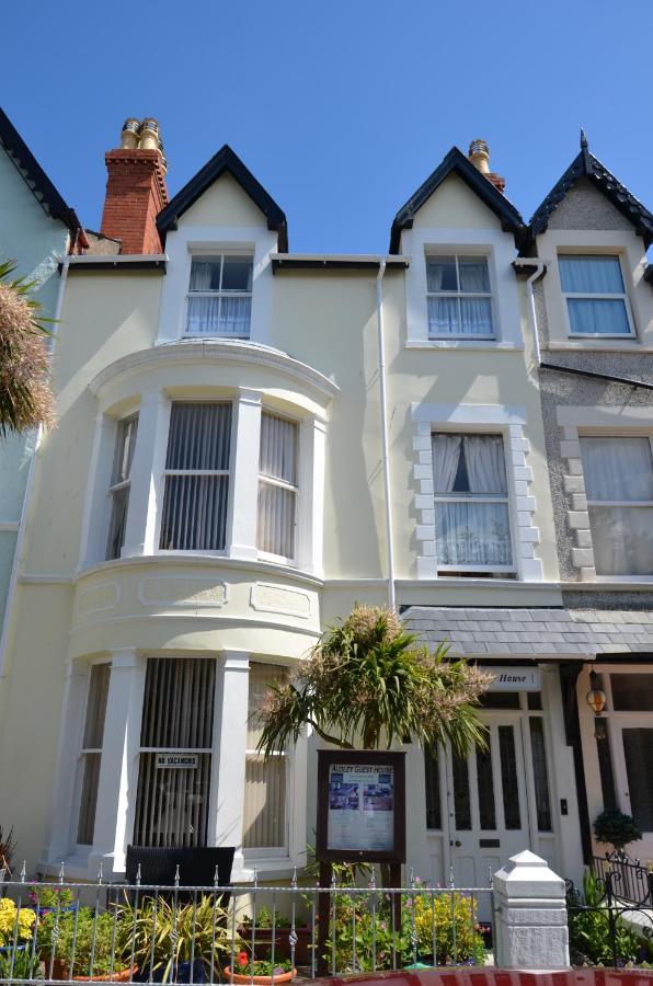 Audley Guest House Llandudno Eksteriør billede